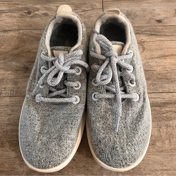Allbirds Women's Wool Runners (Dapple Gray/Cream Sole) Size W7 - Picture 2 of 7
